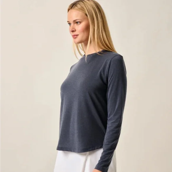 Johnnie-O Course Tee Women’s XL NAVY BLUE Performance Featherweight T-Shirt NWOT - Picture 2 of 8